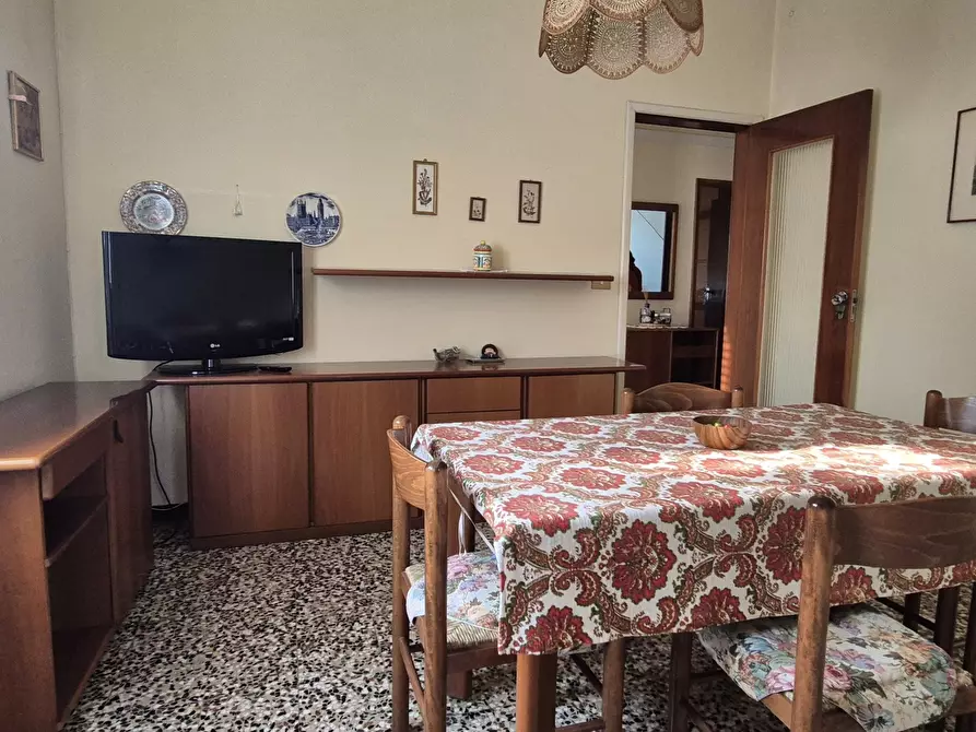 Immagine 6 di Porzione di casa in vendita  in via casoli a Modena