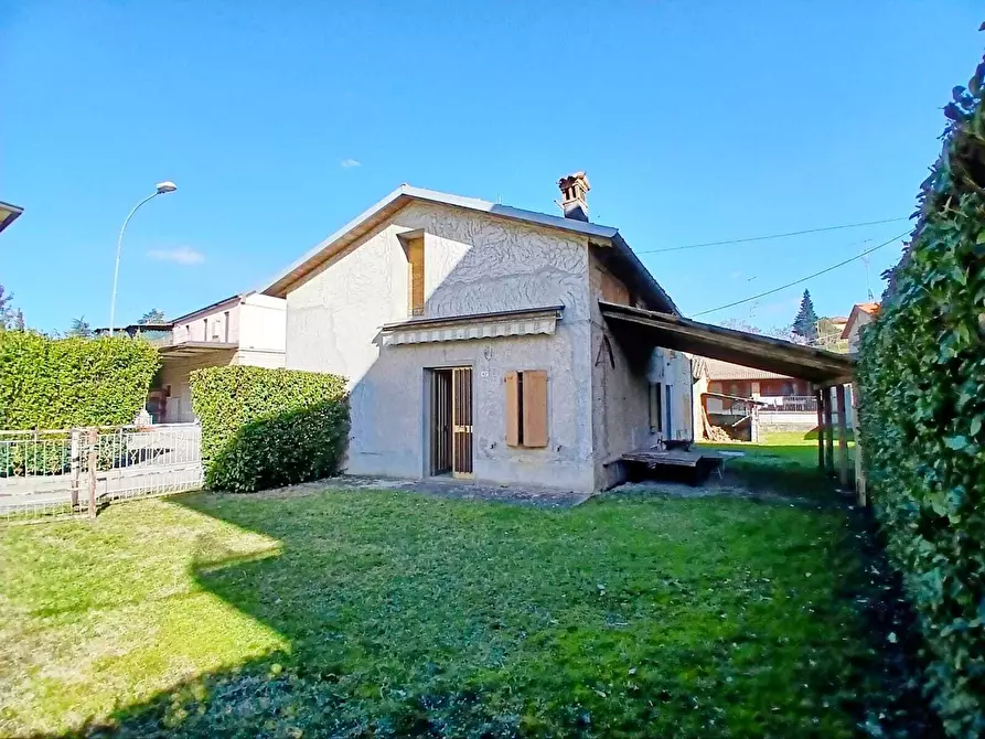 Immagine 2 di Casa bifamiliare in vendita  in Via Fernè 62 a Guiglia