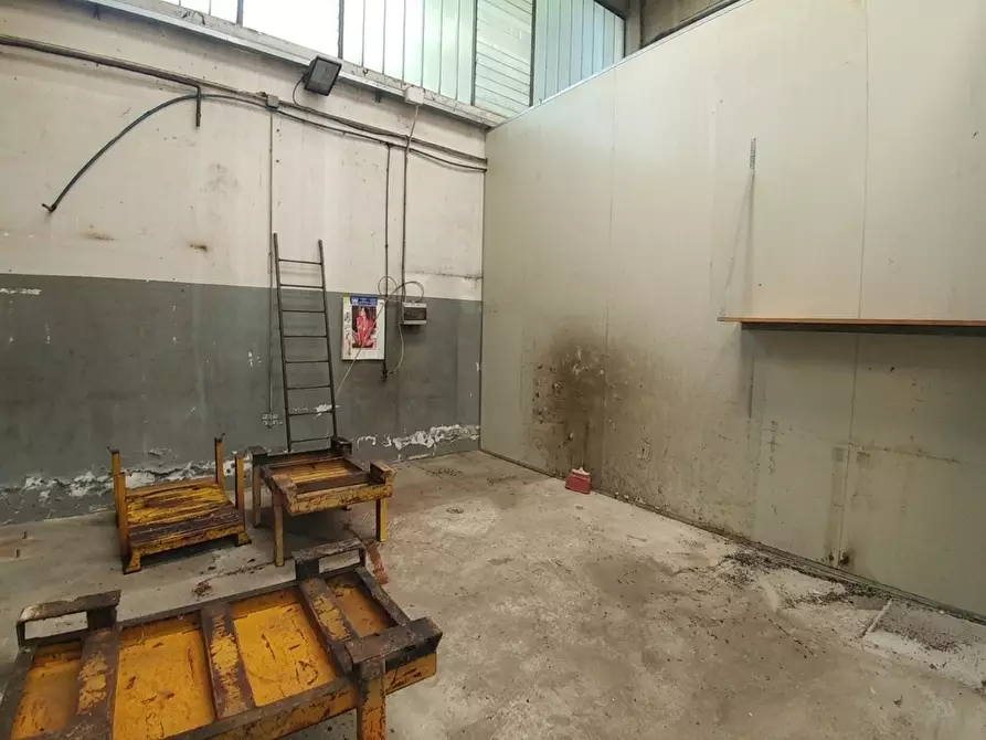 Immagine 6 di Attività artigianale in affitto  in Via Ghigo Zanfrognini 19 a Modena