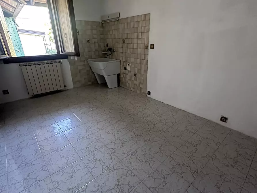 Immagine 10 di Casa indipendente in vendita  a Rovigo