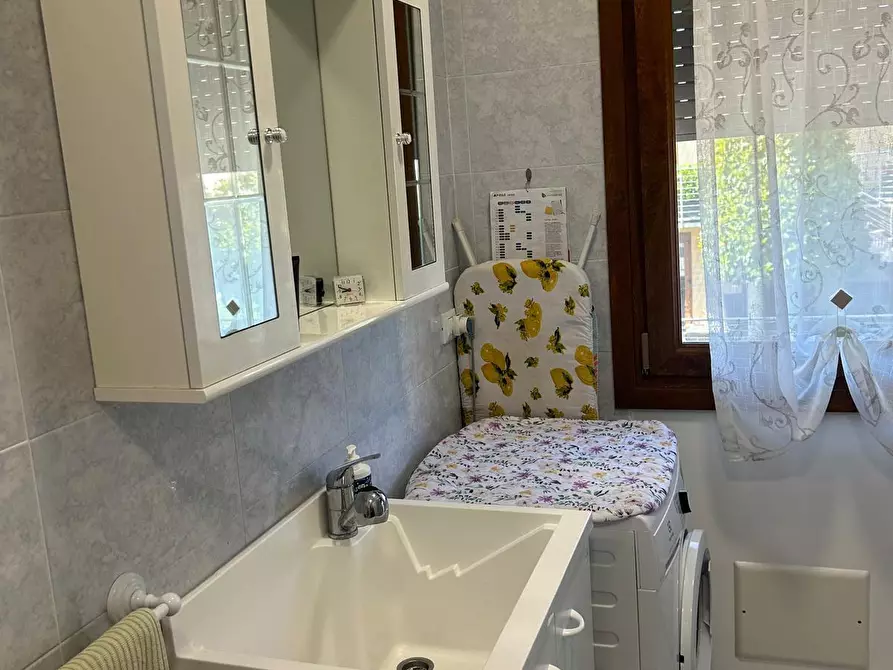 Immagine 16 di Porzione di casa in vendita  in Via Giuseppe Mazzini a Porto Viro