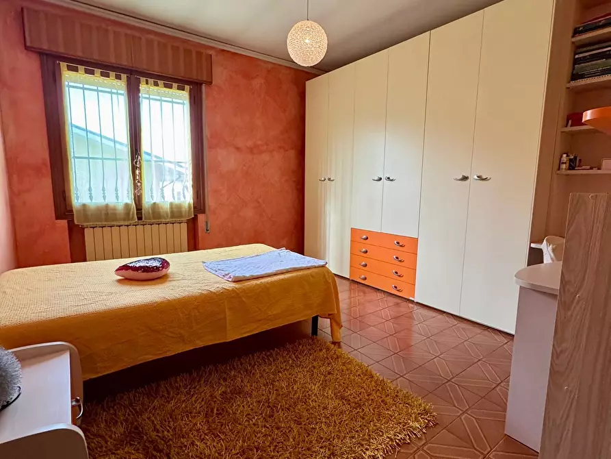 Immagine 25 di Villa in vendita  in Via Pietro Nenni a Bosaro