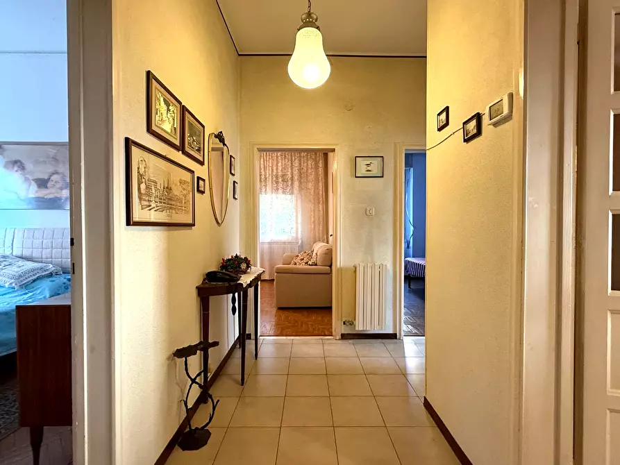 Immagine 1 di Trilocale in vendita  in Viale Machiavelli 16 a Rovigo