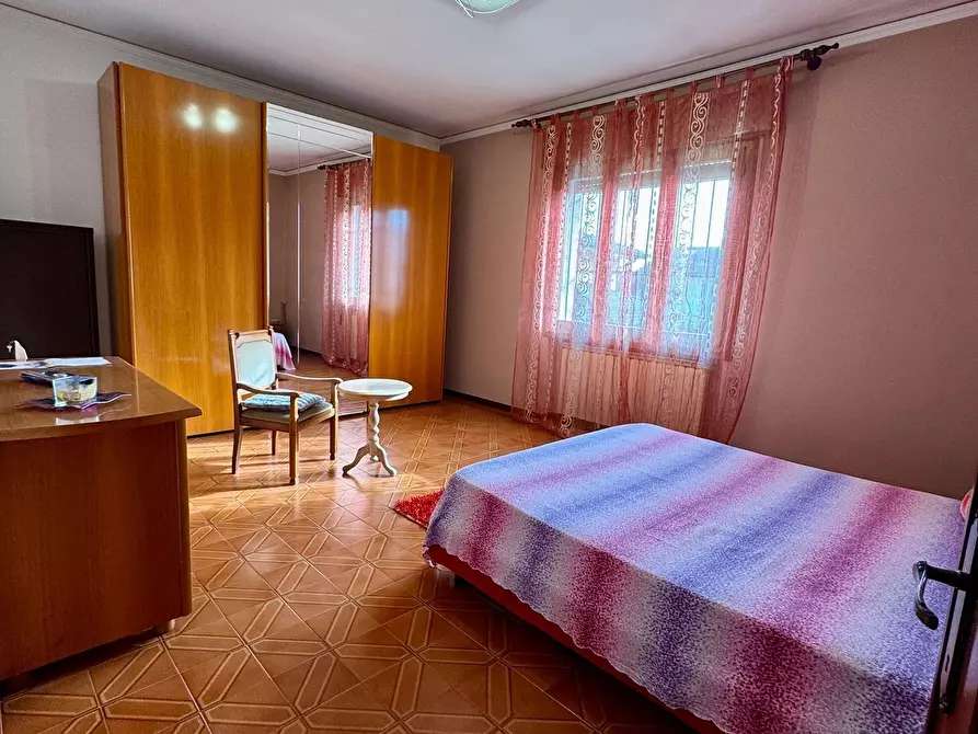 Immagine 15 di Villa in vendita  in Via Pietro Nenni a Bosaro