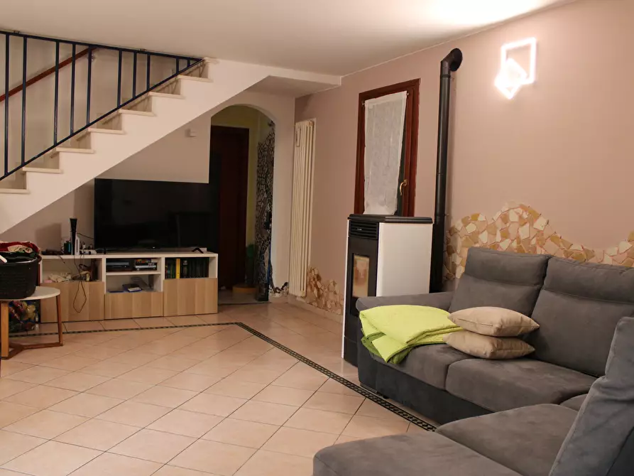 Immagine 4 di Casa bifamiliare in vendita  in Via Pastrengo a Rovigo