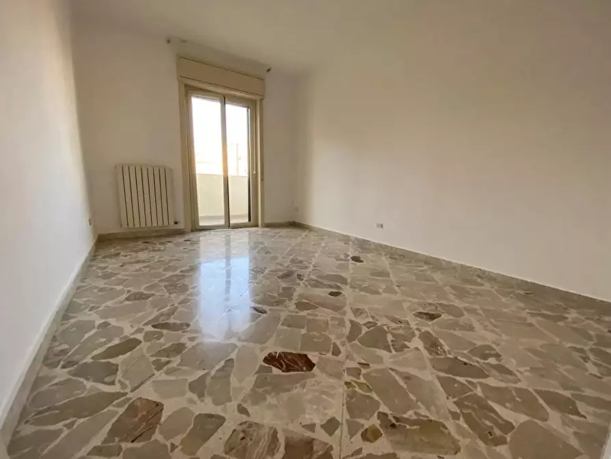 Immagine 8 di Trilocale in vendita  in Via Foggia 42 a Casamassima