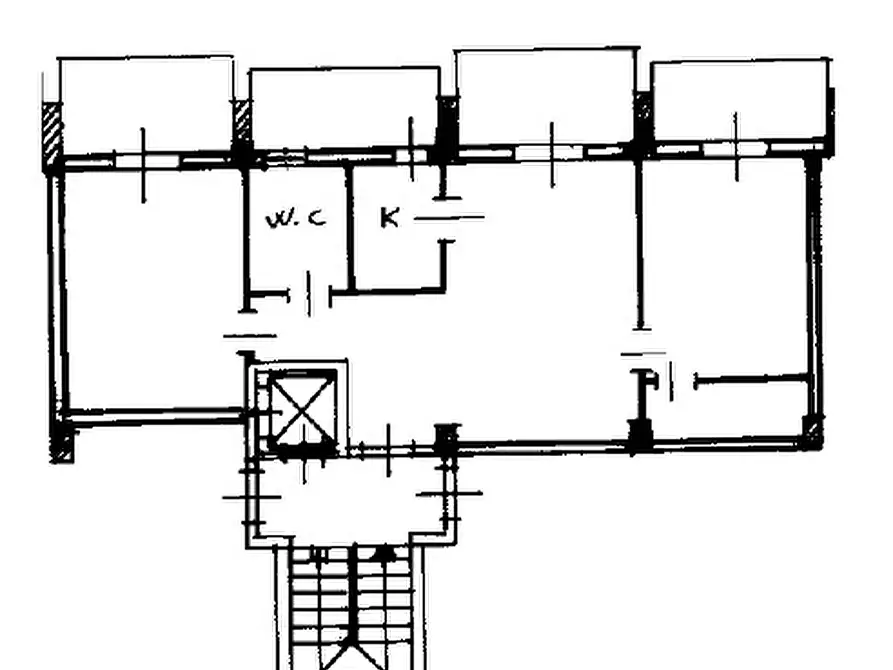 Immagine 19 di Trilocale in vendita  in Via Rocco di Cillo 1 a Bari