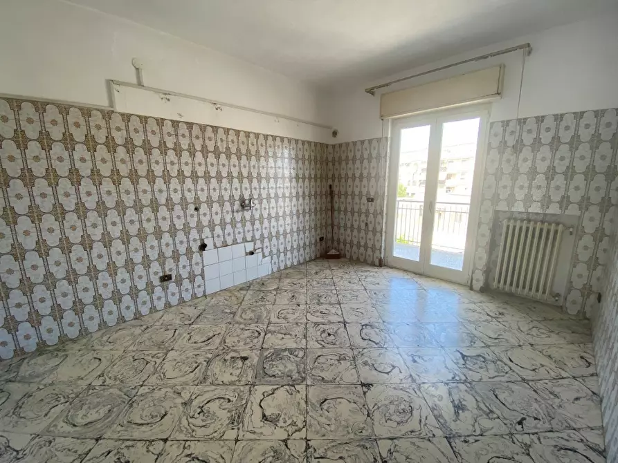 Immagine 4 di Quadrilocale in vendita  in Via Giusti 21 a Bari