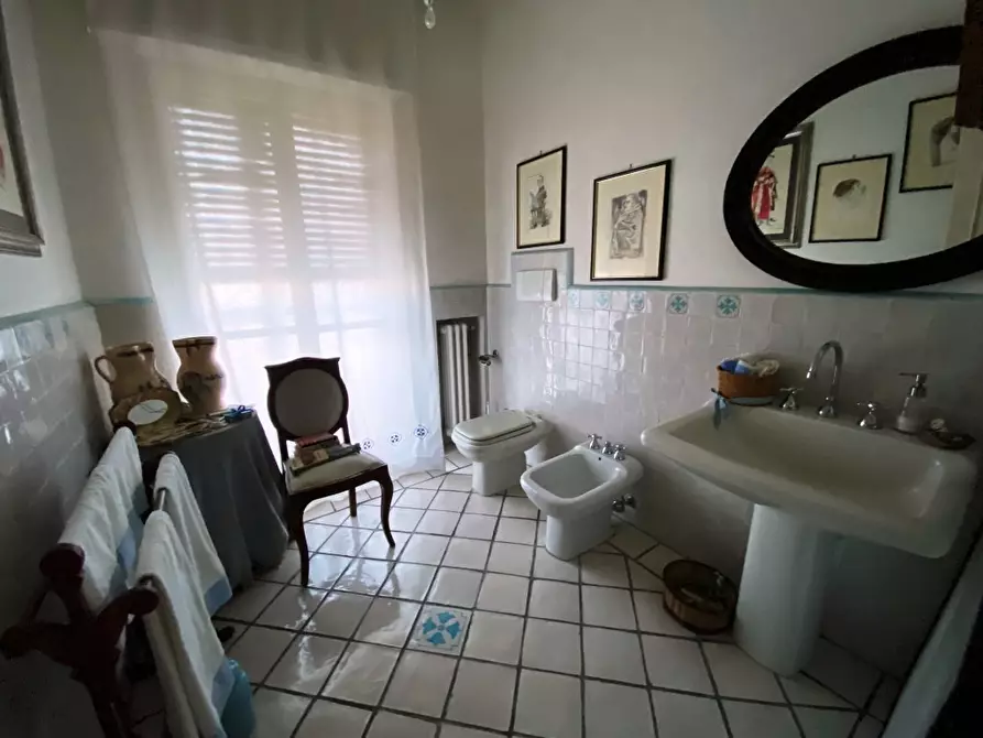 Immagine 15 di Villa in vendita  in Corso Alcide de Gasperi 376 a Bari