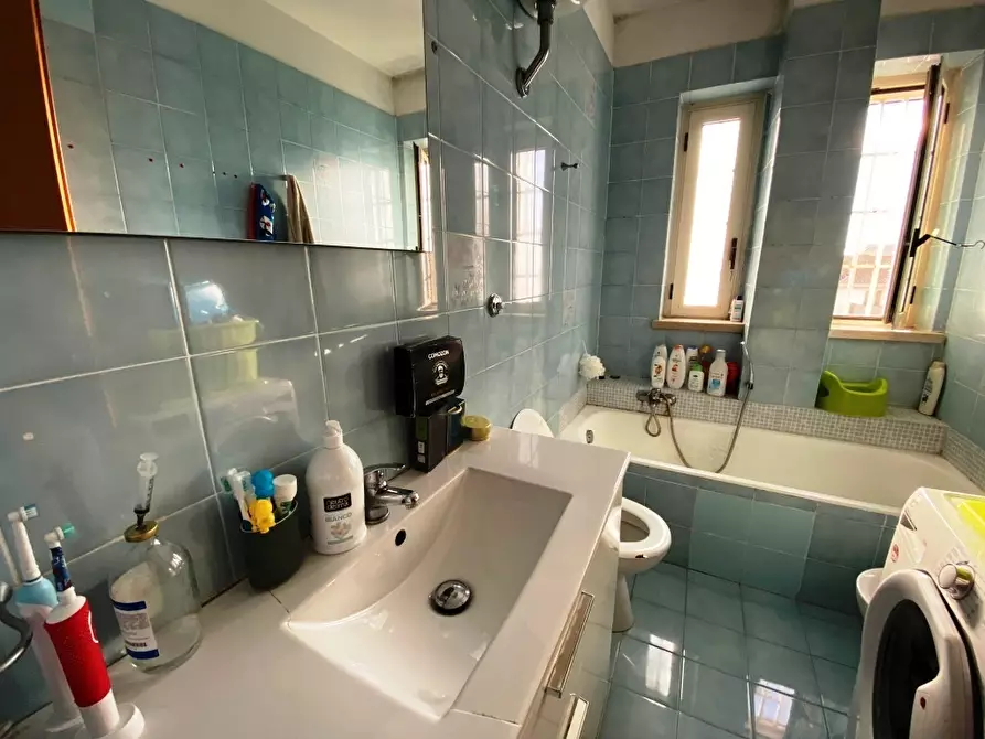 Immagine 10 di Trilocale in vendita  in Via g. di vittorio 2 a Casamassima