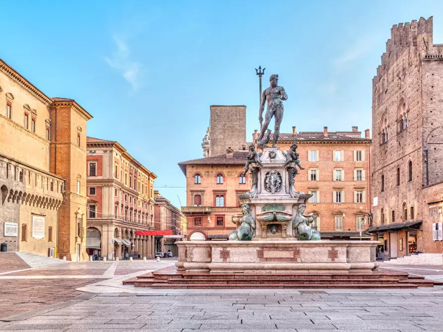 Immagine 12 di Bed & Breakfast in vendita  a Bologna