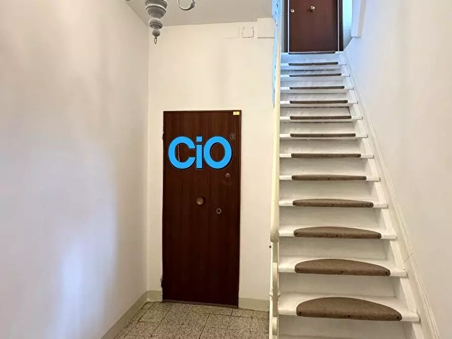 Immagine 1 di Mansarda in vendita  a Bologna