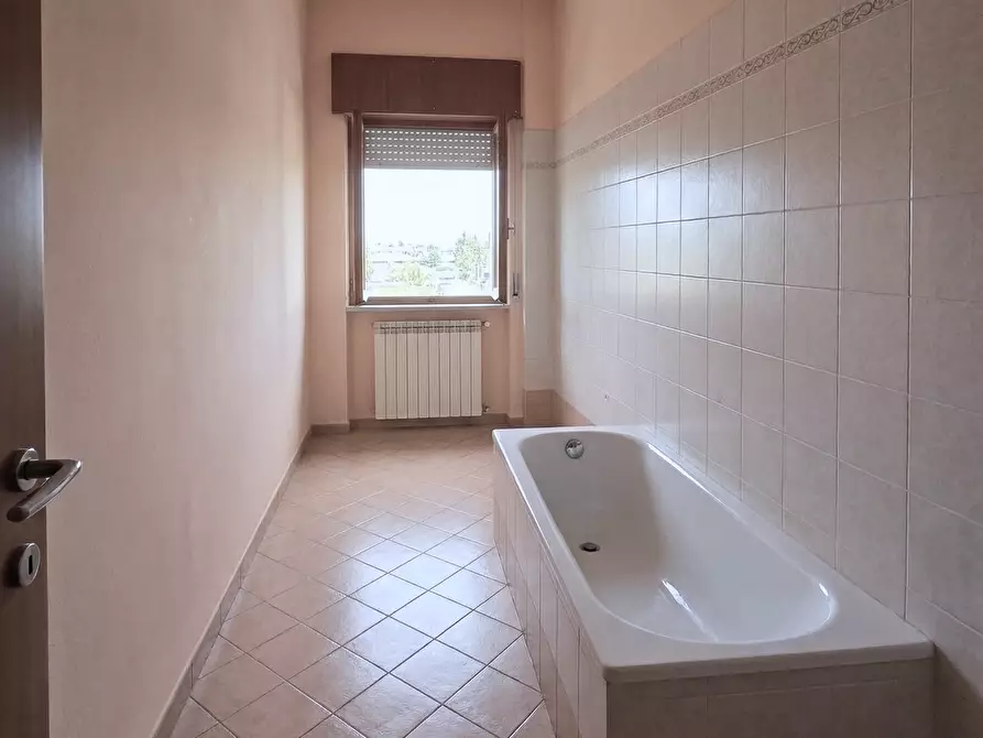 Immagine 16 di Quadrilocale in vendita  in Via XXV Aprile a Brescia