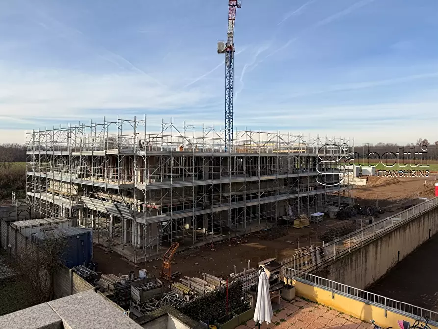 Immagine 5 di Quadrilocale in vendita  in Via Antonio Vivaldi a Dairago