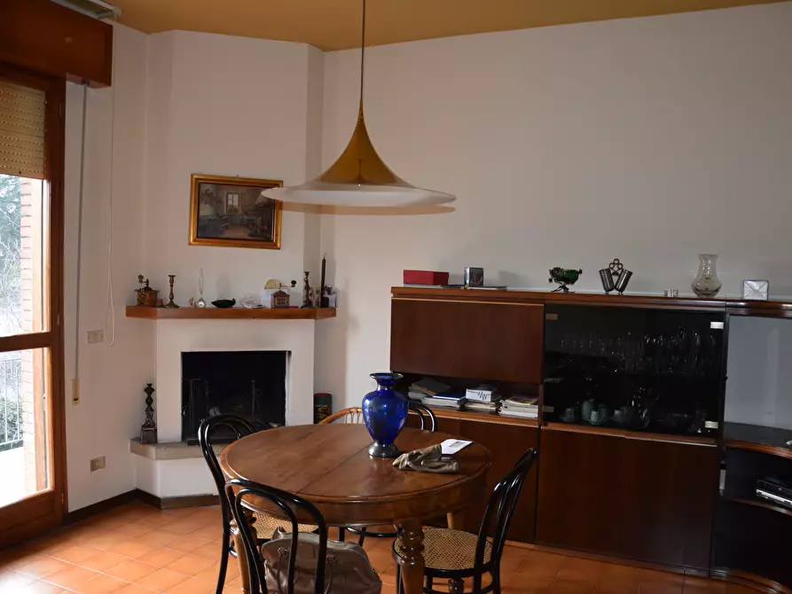 Immagine 1 di Pentalocale in vendita  in Piazza Capelli 34 a Novafeltria