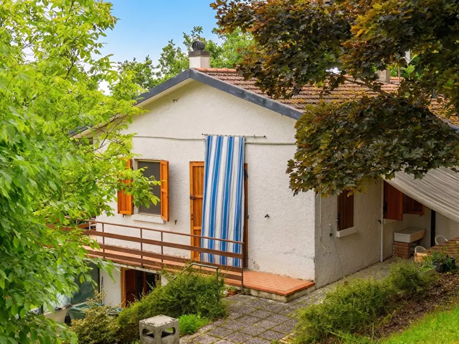 Immagine 5 di Villa in vendita  in Località Lombardi a Maiolo