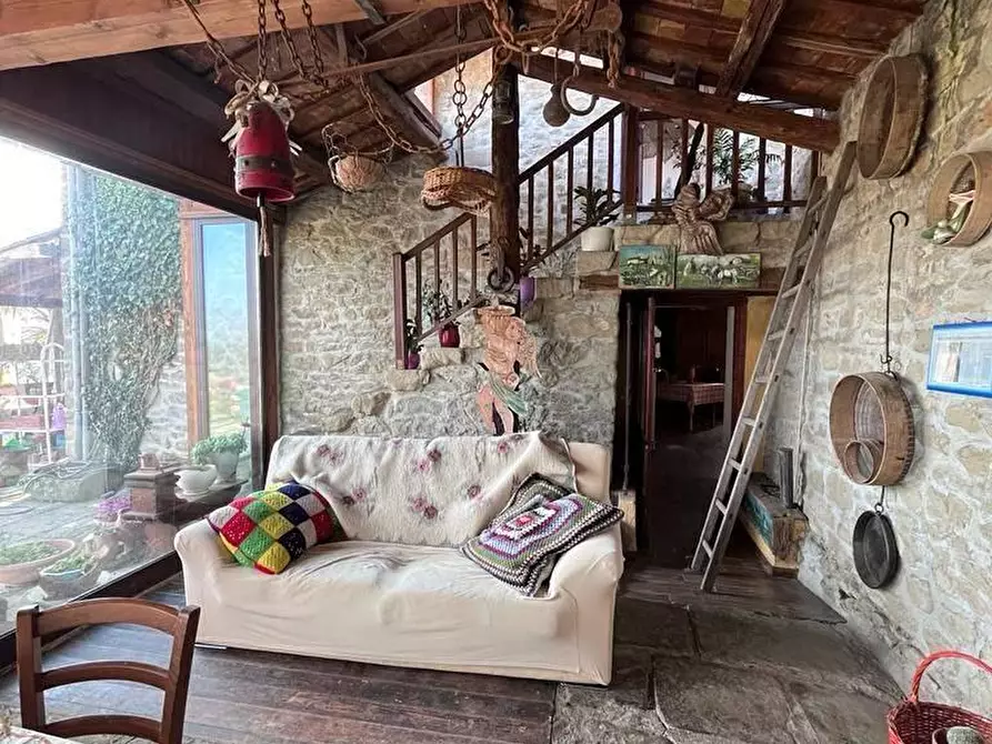 Immagine 13 di Rustico / casale in vendita  in Via A. Manzoni 38 a Novafeltria