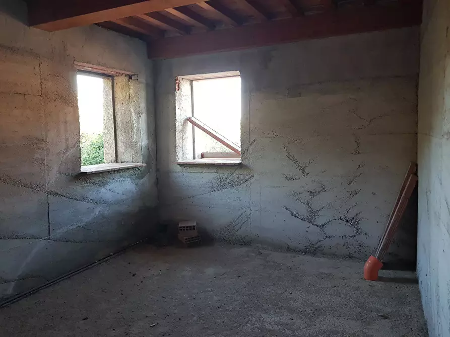 Immagine 24 di Rustico / casale in vendita  in Via di Matraia a Capannori