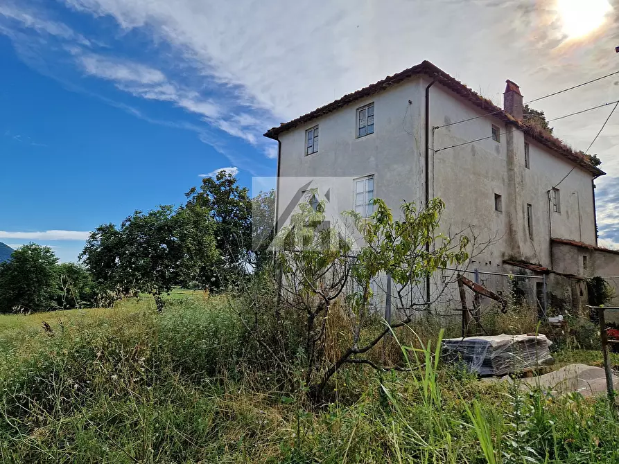 Immagine 2 di Rustico / casale in vendita  in Traversa V Via della Pieve Santo Stefano a Lucca