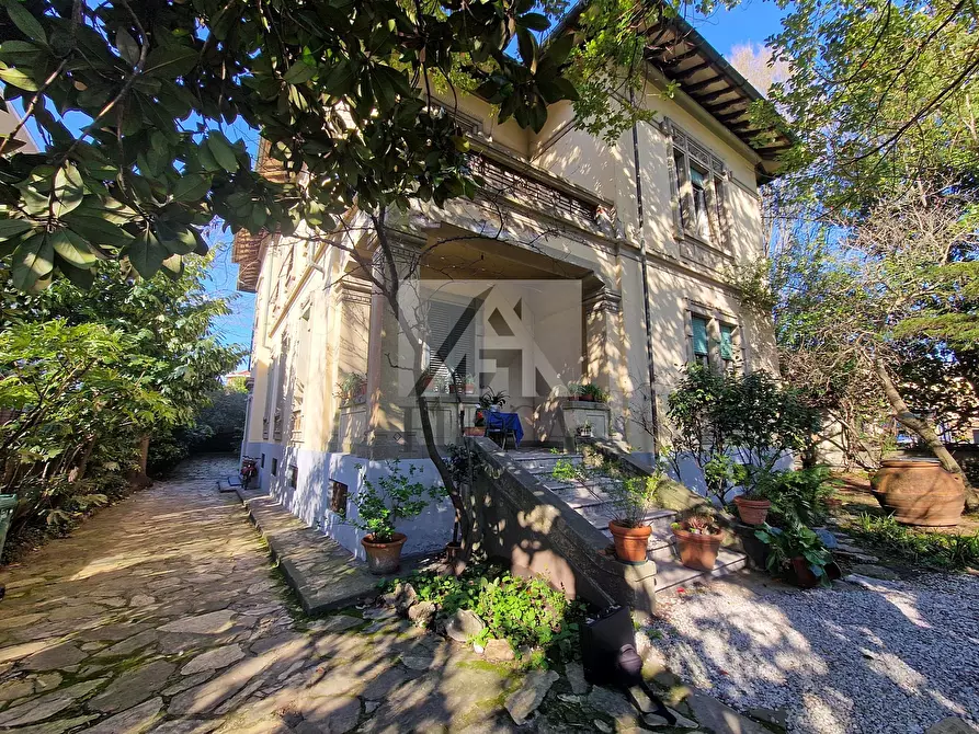 Villa in vendita in Via Borgo Giannotti a Lucca