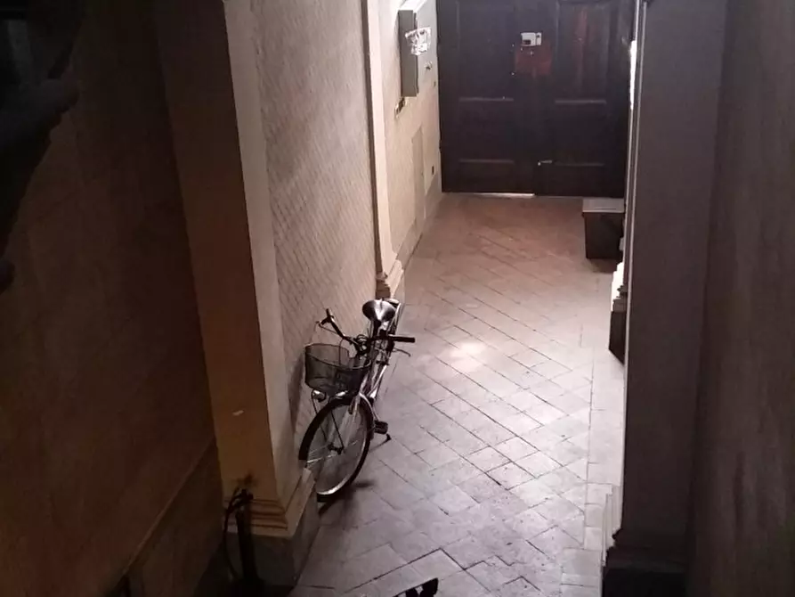 Immagine 33 di Quadrilocale in vendita  in via per camaiore a Lucca