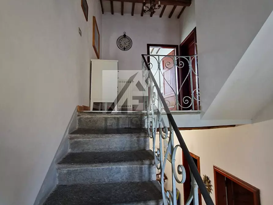 Immagine 14 di Casa indipendente in vendita  a Lucca