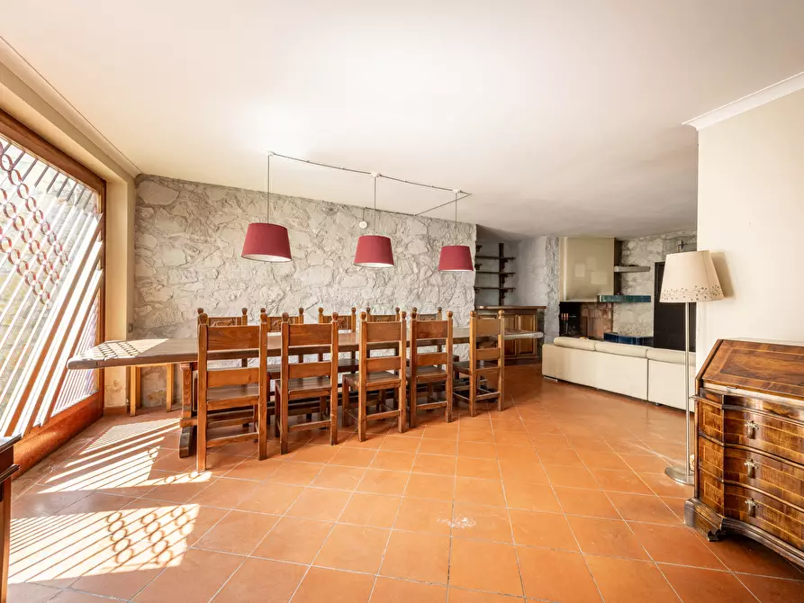 Immagine 23 di Villa in vendita  in Via dei Pellegrini a Lucca