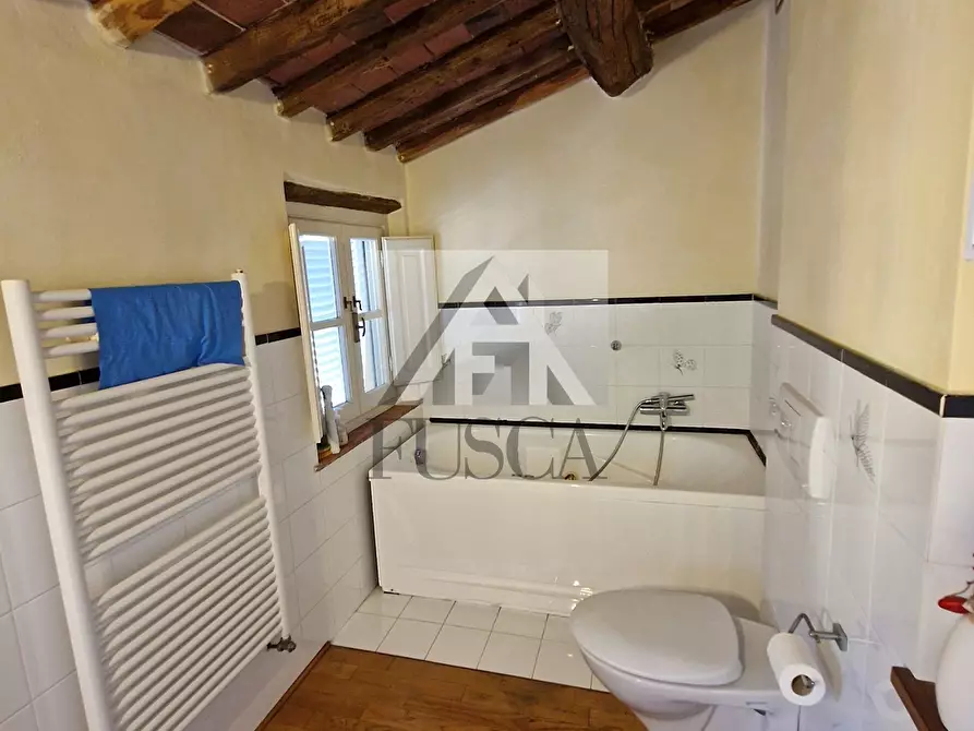 Immagine 10 di Terratetto in vendita  in Via di Mezzo II a Lucca