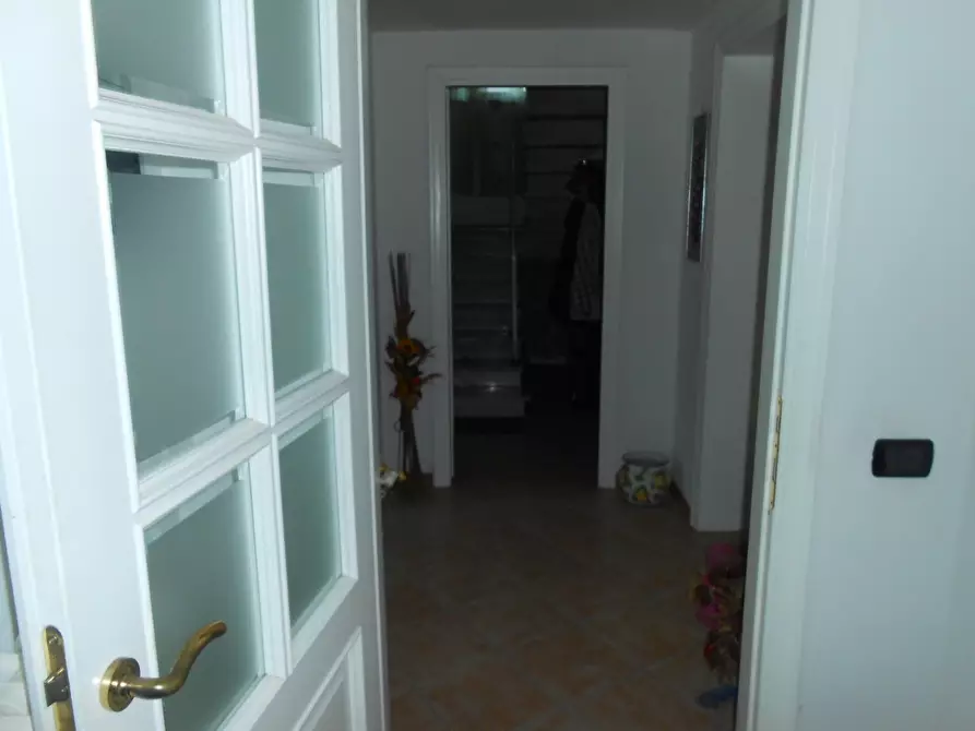 Immagine 22 di Villa in vendita  in Via per Chiatri a Lucca