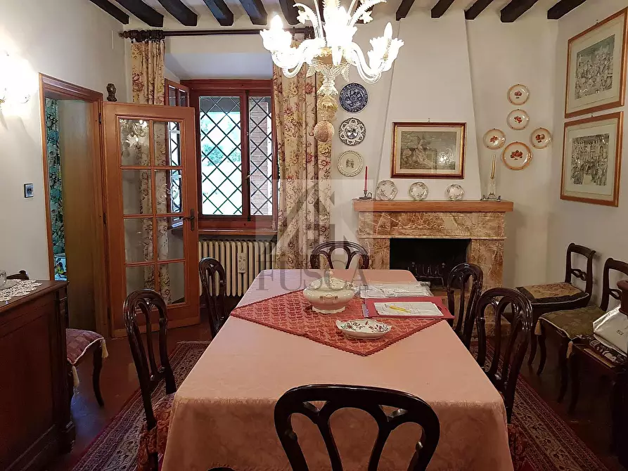 Immagine 15 di Villa in vendita  in Via di Villa Altieri 1179/A a Lucca