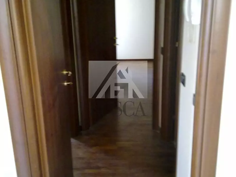 Immagine 18 di Trilocale in vendita  in Traversa I Via Romana a Lucca