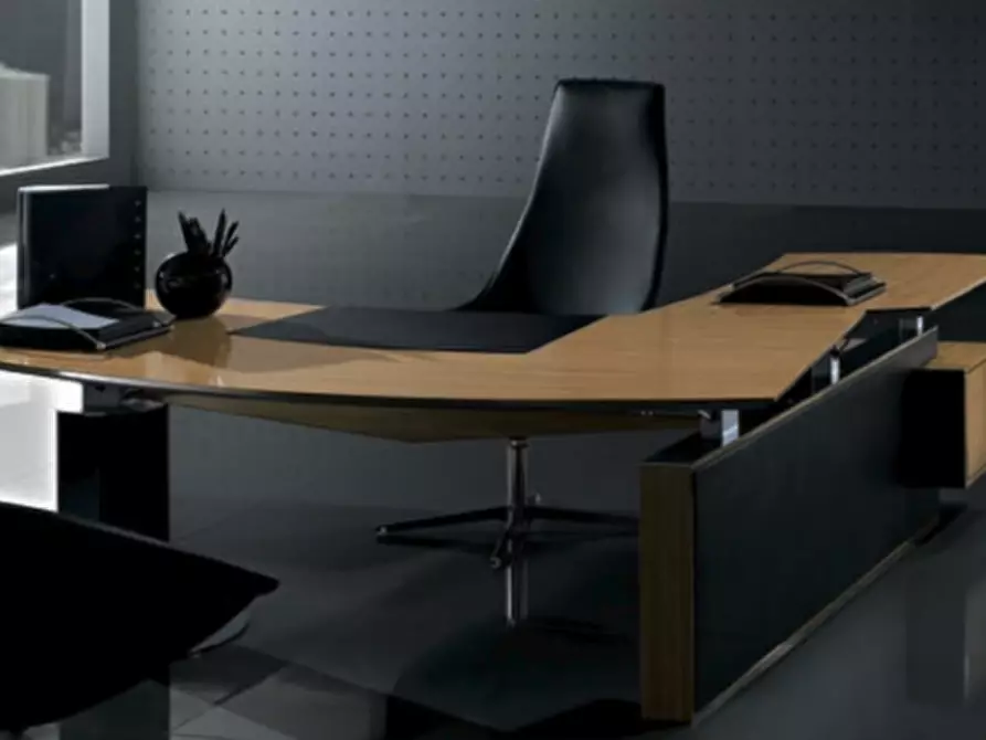 Immagine 3 di Ufficio in vendita  in battistero a Lucca