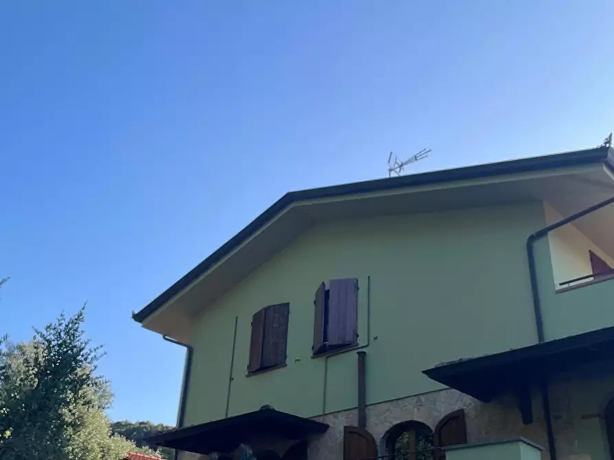 Immagine 65 di Villa in vendita  in via vecchia i a Lucca