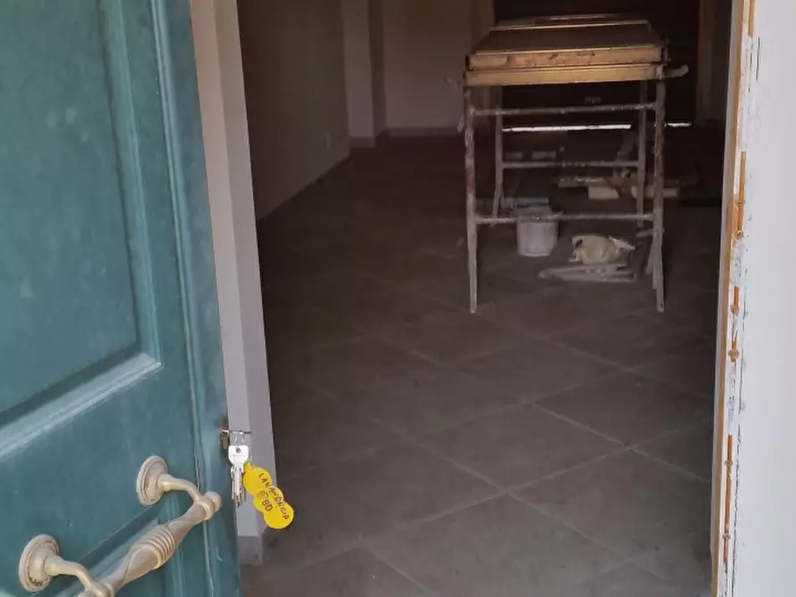 Immagine 4 di Attività artigianale in affitto  in Via Sarzanese 2691 a Lucca