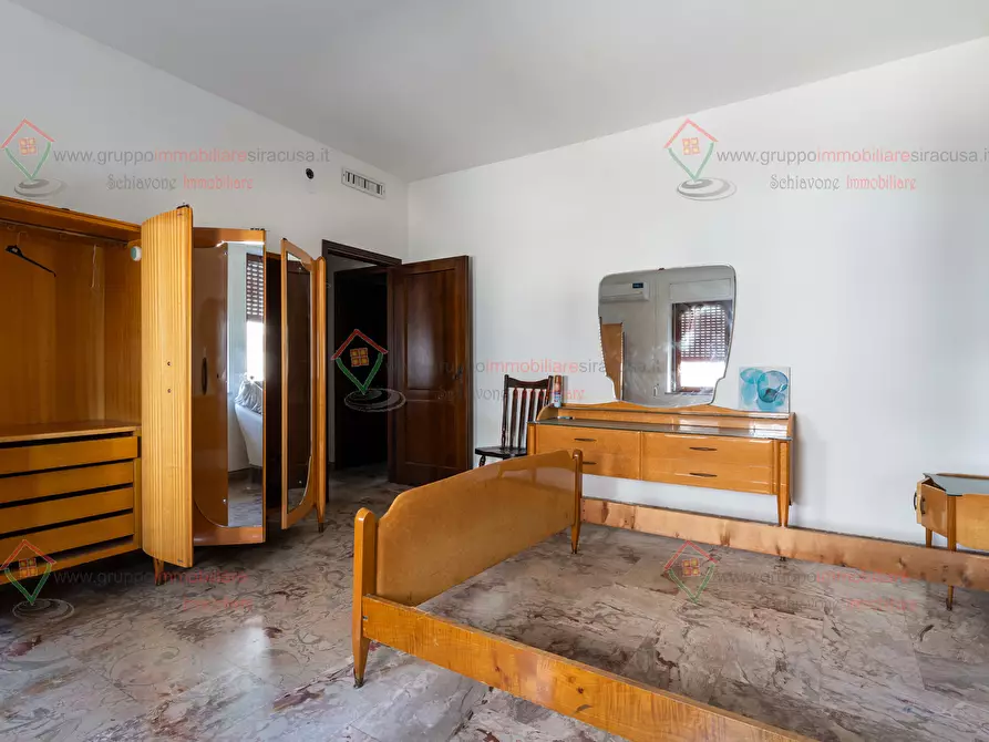 Immagine 19 di Pentalocale in vendita  a Siracusa
