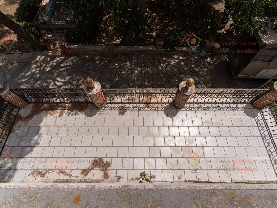 Immagine 30 di Villa in vendita  a Siracusa