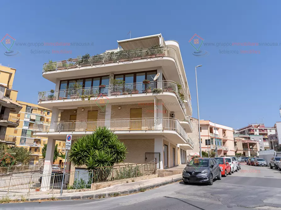 Immagine 27 di Appartamento in affitto  a Siracusa