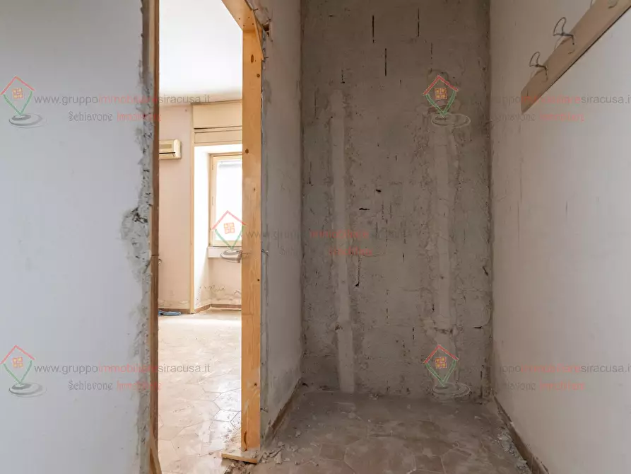 Immagine 6 di Pentalocale in vendita  a Siracusa