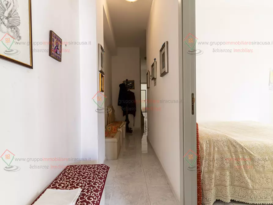 Immagine 18 di Trilocale in vendita  a Siracusa
