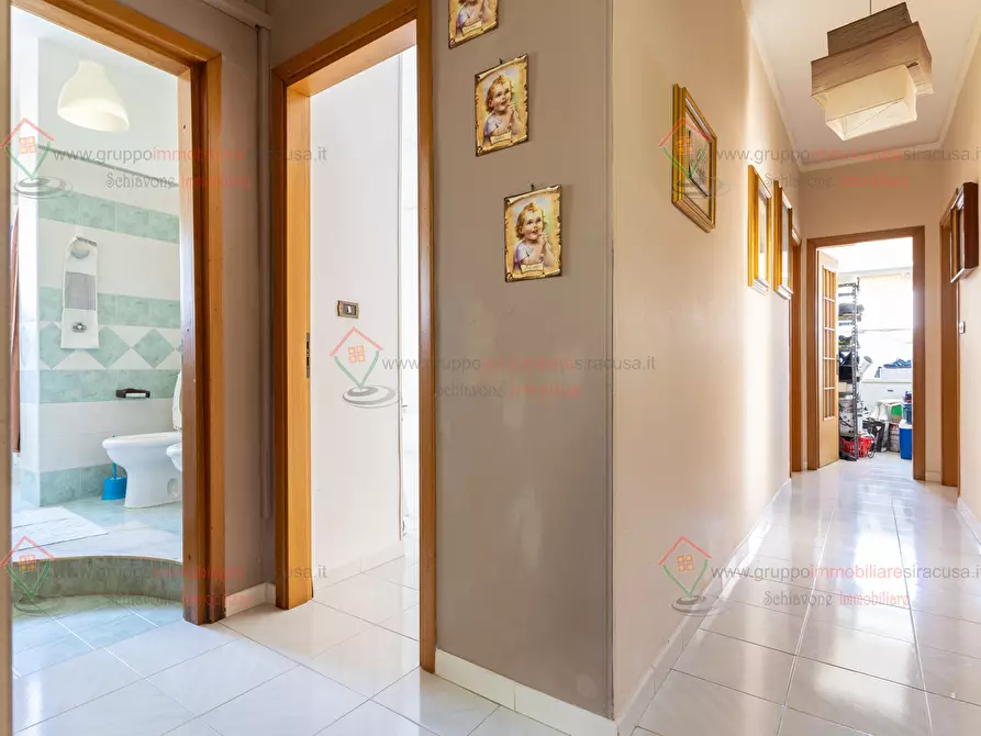 Immagine 8 di Pentalocale in vendita  a Siracusa