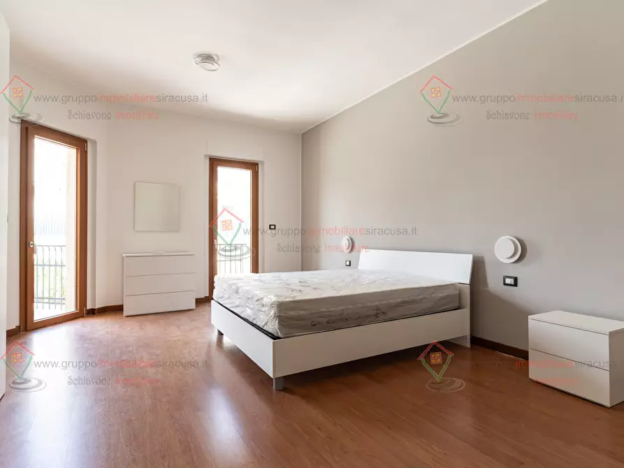 Immagine 10 di Appartamento in affitto  a Siracusa