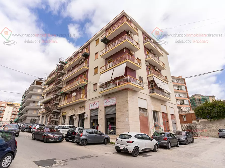 Immagine 2 di Pentalocale in vendita  a Siracusa