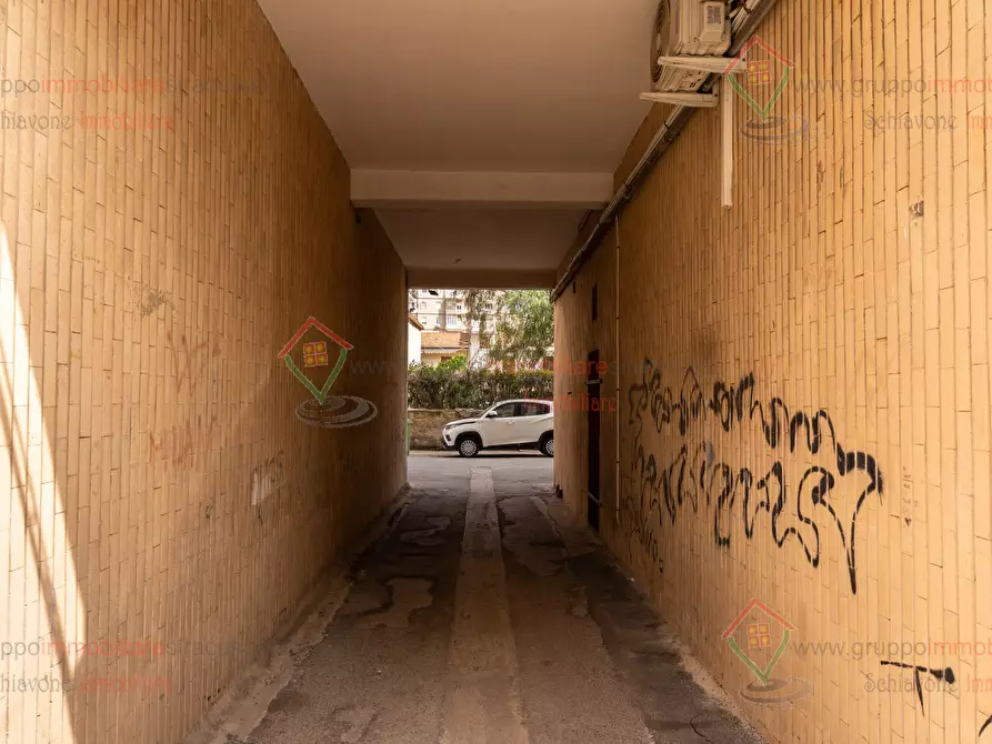 Immagine 25 di Pentalocale in vendita  a Siracusa