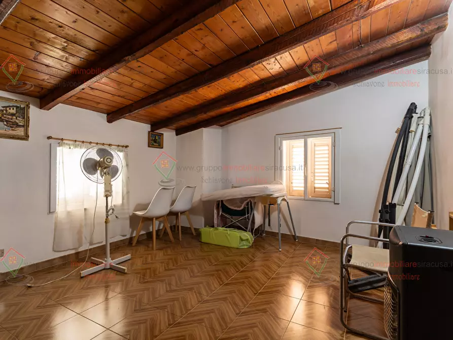 Immagine 16 di Villa in vendita  a Siracusa