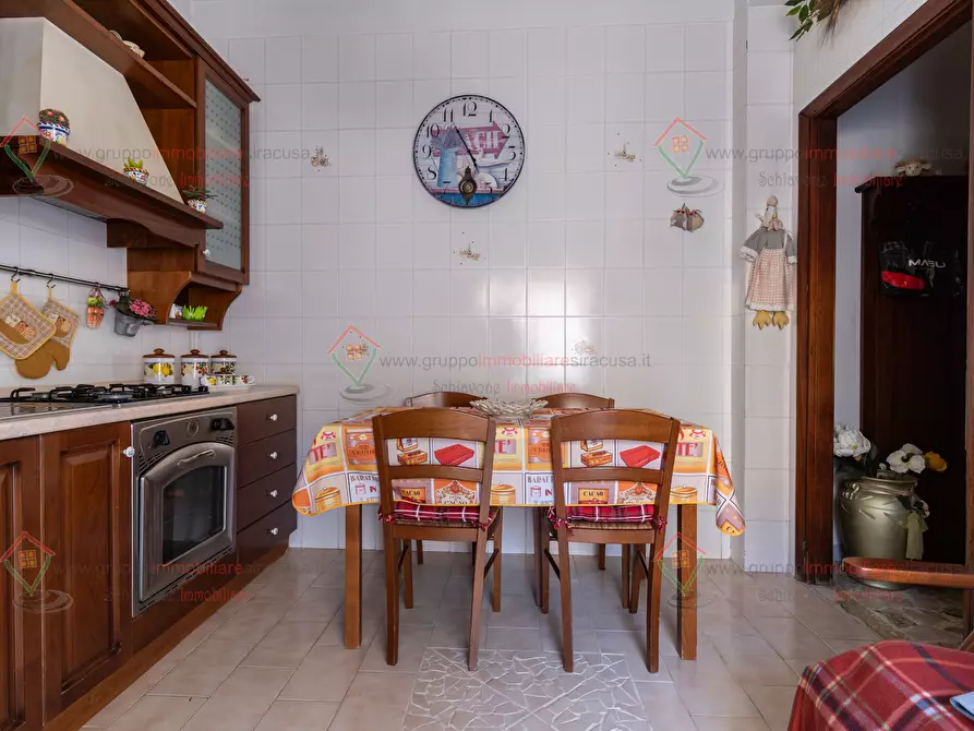 Immagine 3 di Trilocale in vendita  a Siracusa