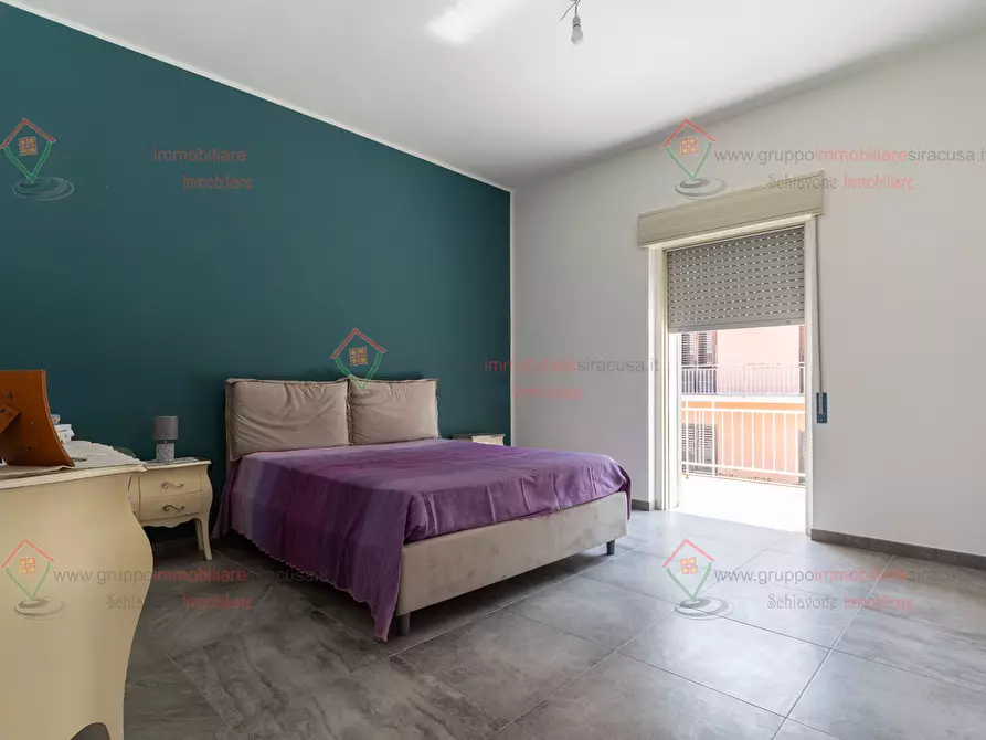Immagine 11 di Pentalocale in vendita  a Siracusa