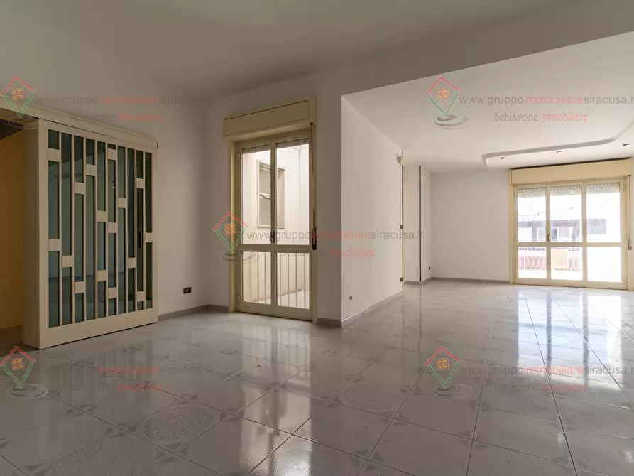 Immagine 4 di Attico in vendita  a Floridia