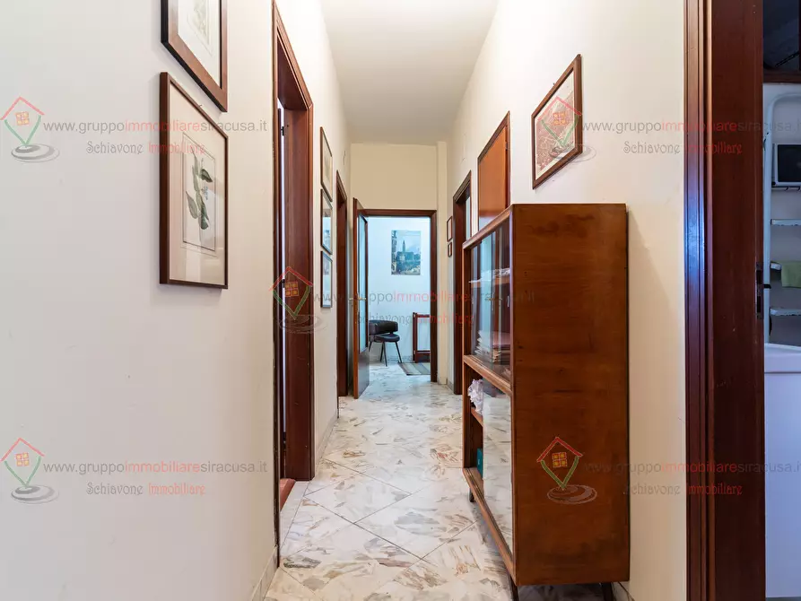 Immagine 12 di Pentalocale in affitto  a Siracusa