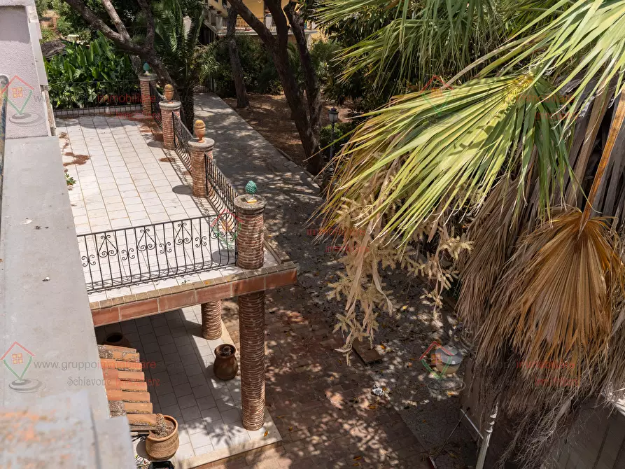 Immagine 29 di Villa in vendita  a Siracusa