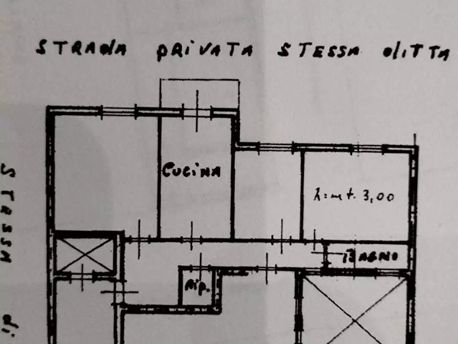 Immagine 21 di Trilocale in vendita  a Siracusa
